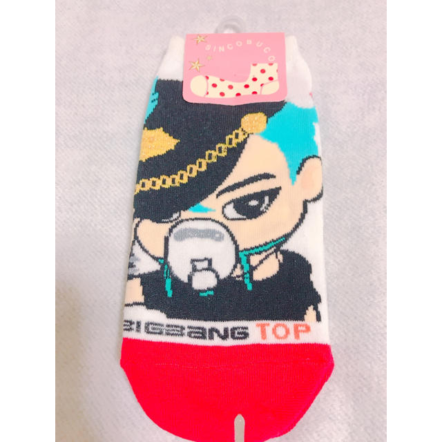 BIGBANG(ビッグバン)の靴下 BIGBANG TOP エンタメ/ホビーのCD(K-POP/アジア)の商品写真