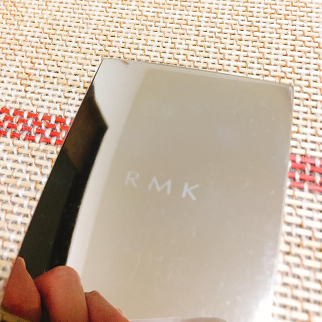 RMK(アールエムケー)のRMK☆ 2.3回使用 カラーアイシャドウ   コスメ/美容のベースメイク/化粧品(アイシャドウ)の商品写真