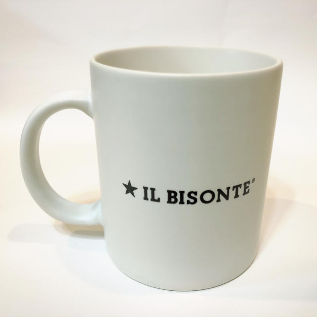 IL BISONTE(イルビゾンテ)の[mana様専用] 新品 IL BISONTE イルビゾンテ マグカップ 白 インテリア/住まい/日用品のキッチン/食器(グラス/カップ)の商品写真