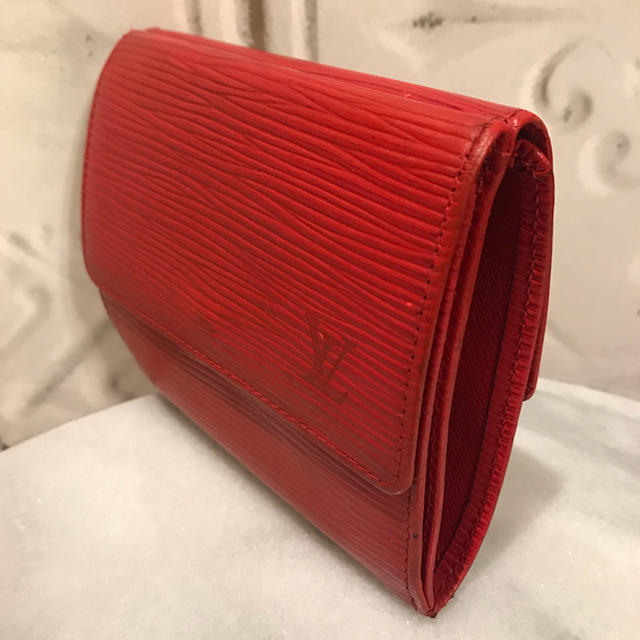 LOUIS VUITTON(ルイヴィトン)の正規品 ルイ・ヴィトン  エピ 折財布 Wフラップ レッド レディースのファッション小物(財布)の商品写真