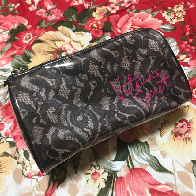 ★Victoria's Secret★ビニールポーチ★レース柄★コスメ★化粧品