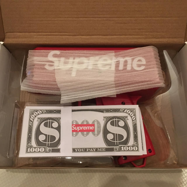 Supreme(シュプリーム)の新品 SUPREME Cash Cannon Money Gun シュプリーム メンズのファッション小物(その他)の商品写真