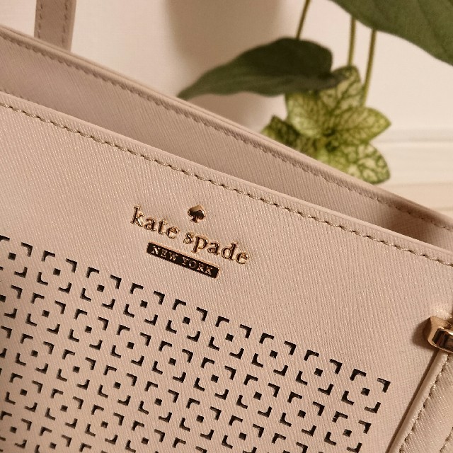 kate spade new york(ケイトスペードニューヨーク)の【美品】ケイトスペード レザートートバッグ マイケルコース フルラ レディースのバッグ(トートバッグ)の商品写真