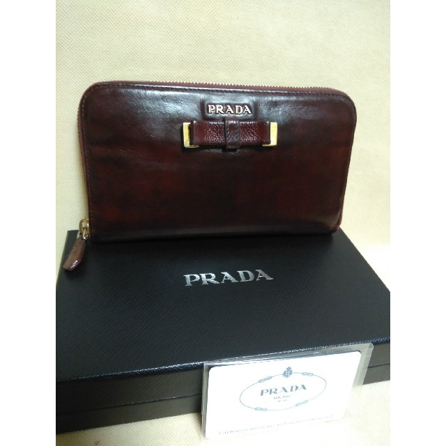 PRADA(プラダ)のプラダ長財布 レディースのファッション小物(財布)の商品写真