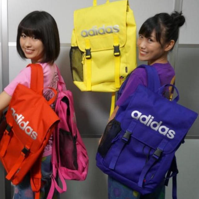 adidas(アディダス)のももクロ リュック エンタメ/ホビーのタレントグッズ(アイドルグッズ)の商品写真