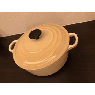 ルクルーゼ(LE CREUSET)のル・クルーゼ 20cm ベージュ(鍋/フライパン)