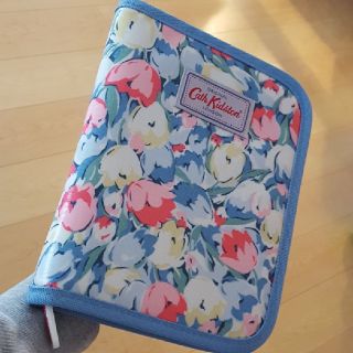 キャスキッドソン(Cath Kidston)の値下げCath Kidston　母子手帳　パスポート　マルチケース　美品(母子手帳ケース)