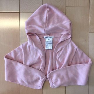 ベベ(BeBe)のBeBeボレロパーカー♡90cm未使用(その他)