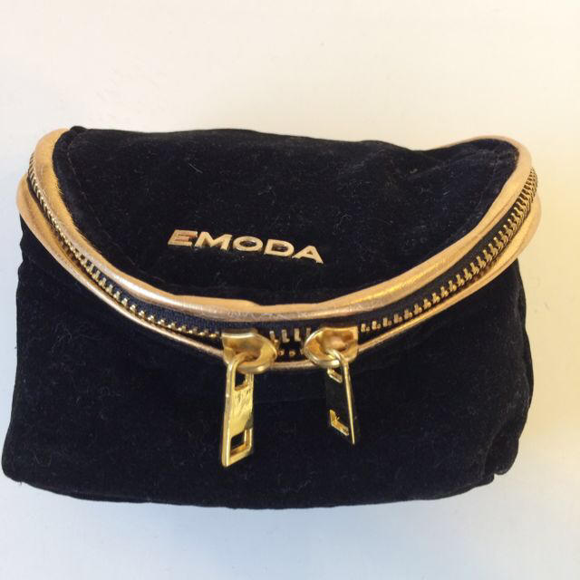 EMODA(エモダ)のEMODA♡ノベルティポーチ レディースのファッション小物(ポーチ)の商品写真