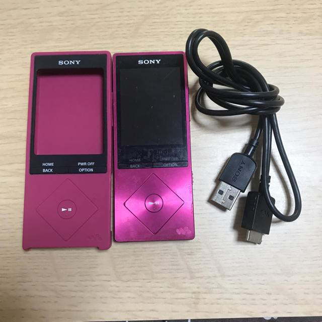 SONY WALKMAN ピンク