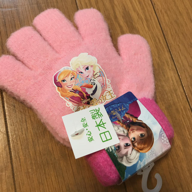 Disney - 新品 手袋 キッズ アナと雪の女王の通販 by teあ's shop｜ディズニーならラクマ