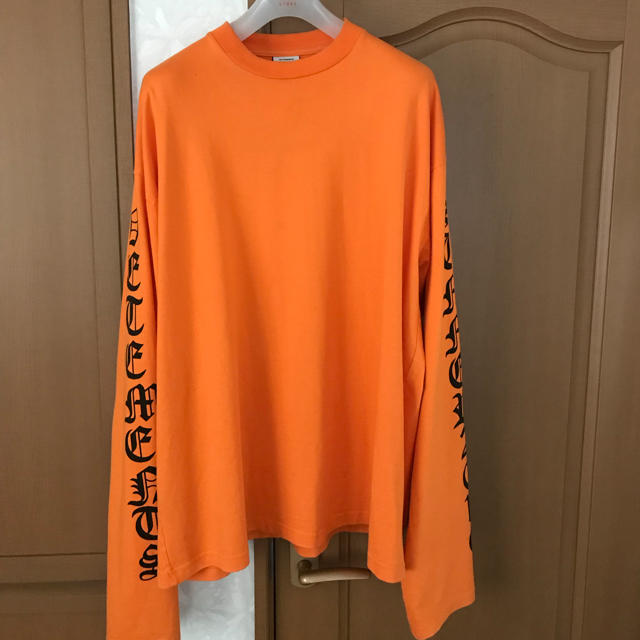 VETEMENTS スウェット生地 ロンT