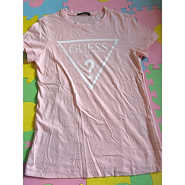 GUESS(ゲス)のゲス Tシャツ レディースのトップス(Tシャツ(半袖/袖なし))の商品写真