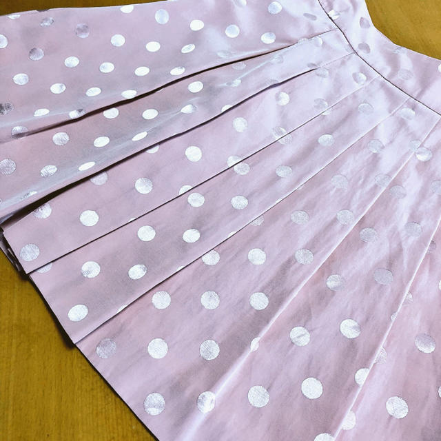 JaneMarple(ジェーンマープル)のJaneMarple 水玉 ピンク リボン スカート ミニ丈 レディースのスカート(ミニスカート)の商品写真