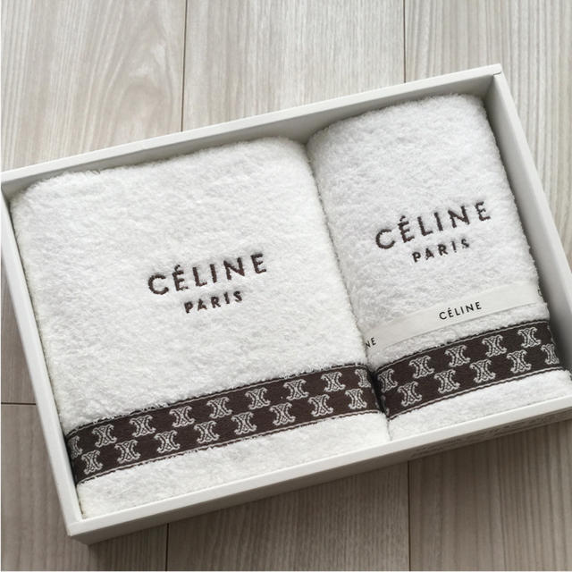 celine CELINE セリーヌ フェイスタオル ウォッシュタオルの通販 by おみそ0222's shop｜セリーヌならラクマ