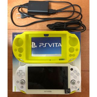 プレイステーションヴィータ(PlayStation Vita)の【メモリーカード16GB &ソフトケース付】PS VITA Wi-Fiモデル(携帯用ゲーム機本体)