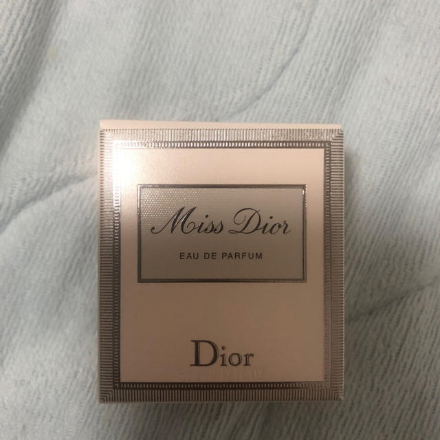 Dior(ディオール)のミス ディオール  オードゥ パルファン ミニ コスメ/美容の香水(香水(女性用))の商品写真