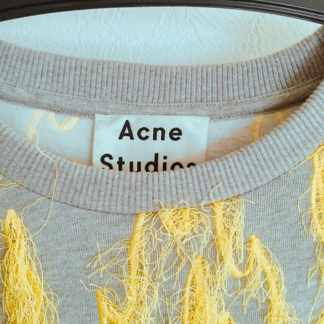 ACNE(アクネ)のAcne Studios トレーナー  レディースのトップス(トレーナー/スウェット)の商品写真