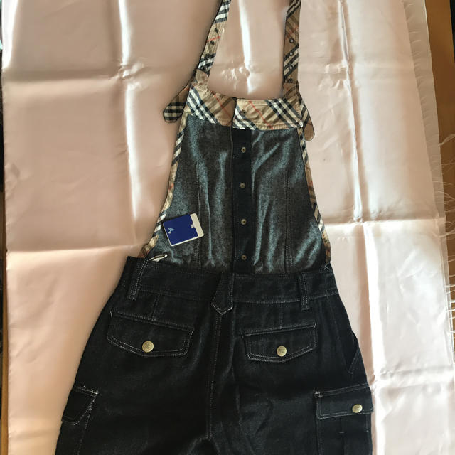 BURBERRY BLUE LABEL(バーバリーブルーレーベル)の♡新品タグ付きバーバリーブルーレーベル  サロペット38 レディースのパンツ(サロペット/オーバーオール)の商品写真