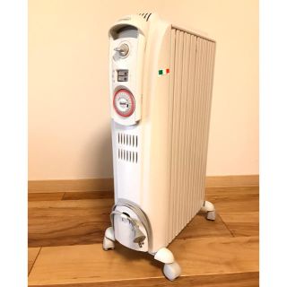 デロンギ(DeLonghi)のデロンギ  オイルヒーター D07129ECF(オイルヒーター)