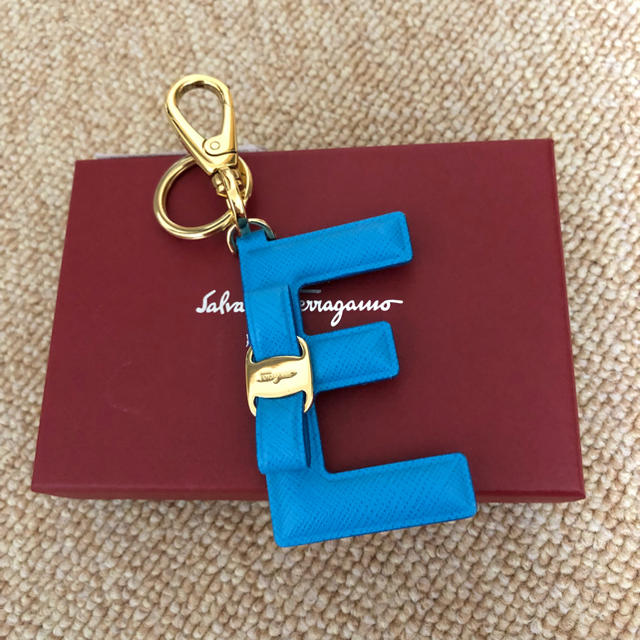 Salvatore Ferragamo - 日本未入荷 フェラガモイニシャル Salvatore Ferragamo - 日本未入荷 フェラガモイニシャル