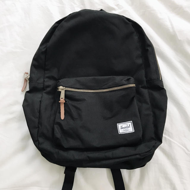 HERSCHEL(ハーシェル)のハーシェルサプライ リュック バックパック 黒 レディースのバッグ(リュック/バックパック)の商品写真