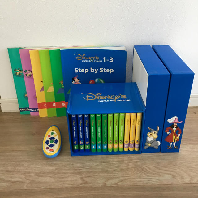 DWE step by step ステップバイステップ ステップ・バイ・ステップ｜【公式】「ディズニー英語システム