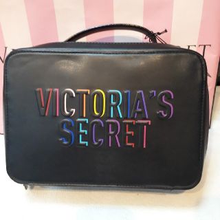 ヴィクトリアズシークレット(Victoria's Secret)の値下げ　新品 VICTORIA´S SECRET メイクポーチ(ポーチ)