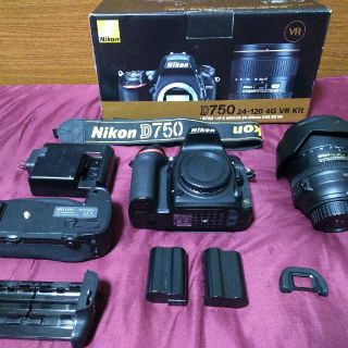 ニコン(Nikon)のD750 24-120F4VR kit + NISSIN Air1+Di700A(デジタル一眼)