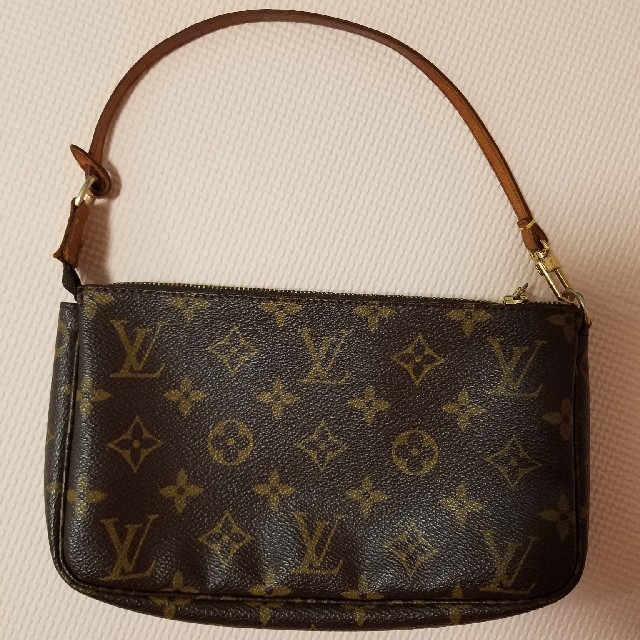 LOUIS VUITTON - ルイヴィトン アクセサリーポーチの通販 by candy♡｜ルイヴィトンならラクマ