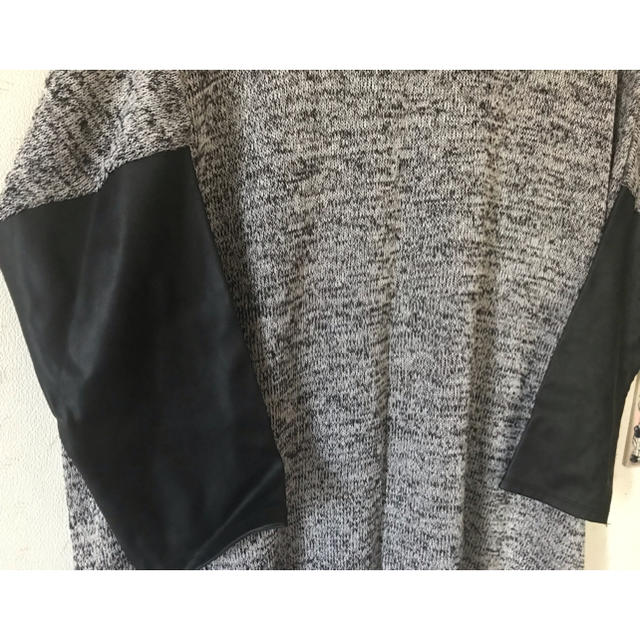 H&M(エイチアンドエム)のニット(袖切り替えレザー) レディースのトップス(ニット/セーター)の商品写真