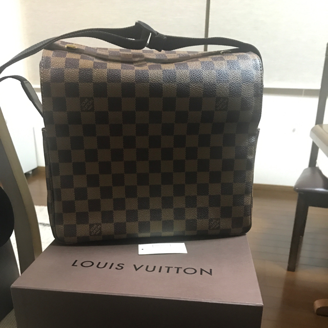 LOUIS VUITTON(ルイヴィトン)の超美品❗️ルイ ヴィトン ショルダーバッグ ナヴィグリオ メンズのバッグ(ショルダーバッグ)の商品写真