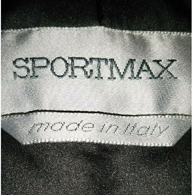 Max Mara(マックスマーラ)のSPORTMAX ダウンコート レディースのジャケット/アウター(ダウンコート)の商品写真