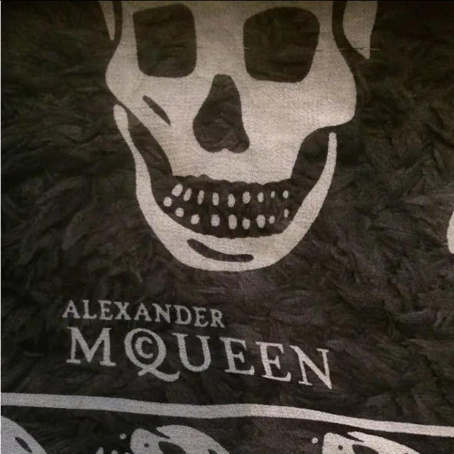 Alexander McQueen(アレキサンダーマックイーン)のALEXANDER MQUEEN アレキサンダーマックイーン ストール メンズのファッション小物(ストール)の商品写真