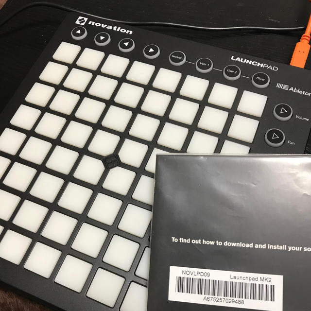 launchpad MK2  楽器のDTM/DAW(MIDIコントローラー)の商品写真