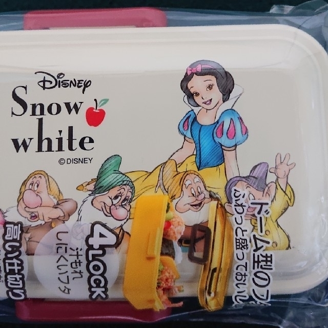 白雪姫(シラユキヒメ)の白雪姫の弁当箱 インテリア/住まい/日用品のキッチン/食器(弁当用品)の商品写真