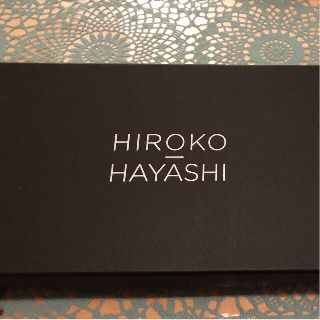 HIROKO HAYASHI(ヒロコハヤシ)のHIROKO HAYASHI 長財布ミニ CARDINALE(カルディナーレ) レディースのファッション小物(財布)の商品写真