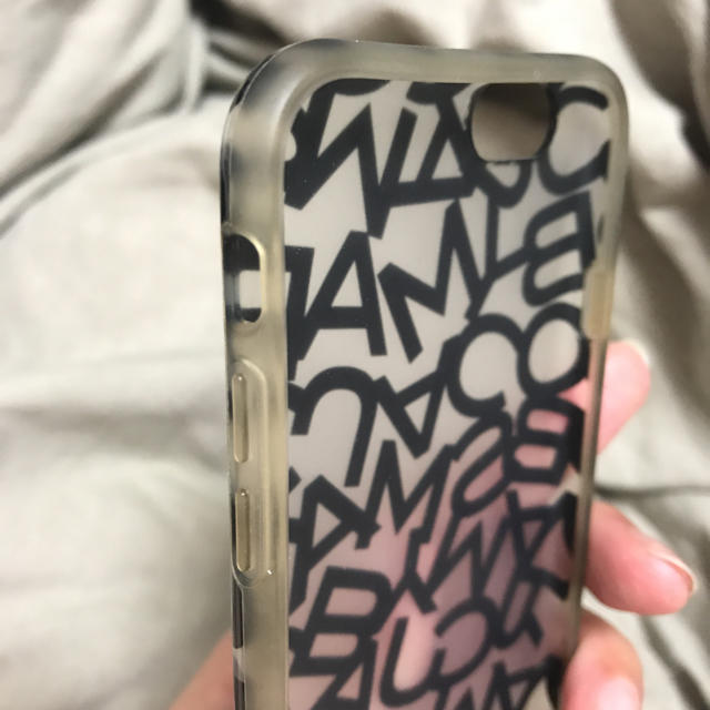 MARC BY MARC JACOBS(マークバイマークジェイコブス)のiPhone6ケース MARC BY MARC JACOBS スマホ/家電/カメラのスマホアクセサリー(iPhoneケース)の商品写真