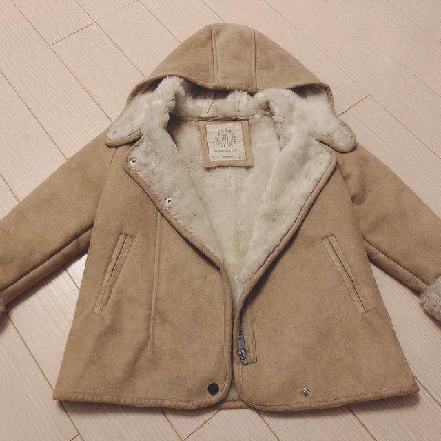 ZARA(ザラ)の【ZARA】キッズ110cm 5才 コート キッズ/ベビー/マタニティのキッズ服女の子用(90cm~)(コート)の商品写真