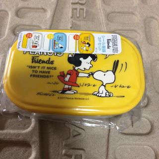 ピーナッツ(PEANUTS)の【残り一点】スヌーピー  シール容器(弁当用品)