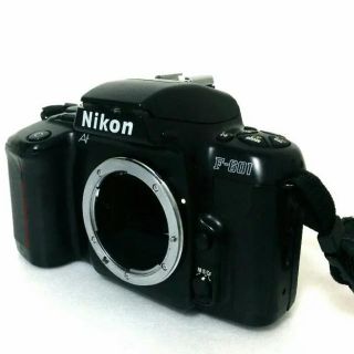 ニコン(Nikon)のNikon ニコン F601  フィルムカメラ　ストラップ付(フィルムカメラ)