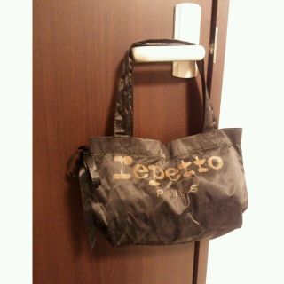 レペット(repetto)のrepettoハンドバッグ(ハンドバッグ)