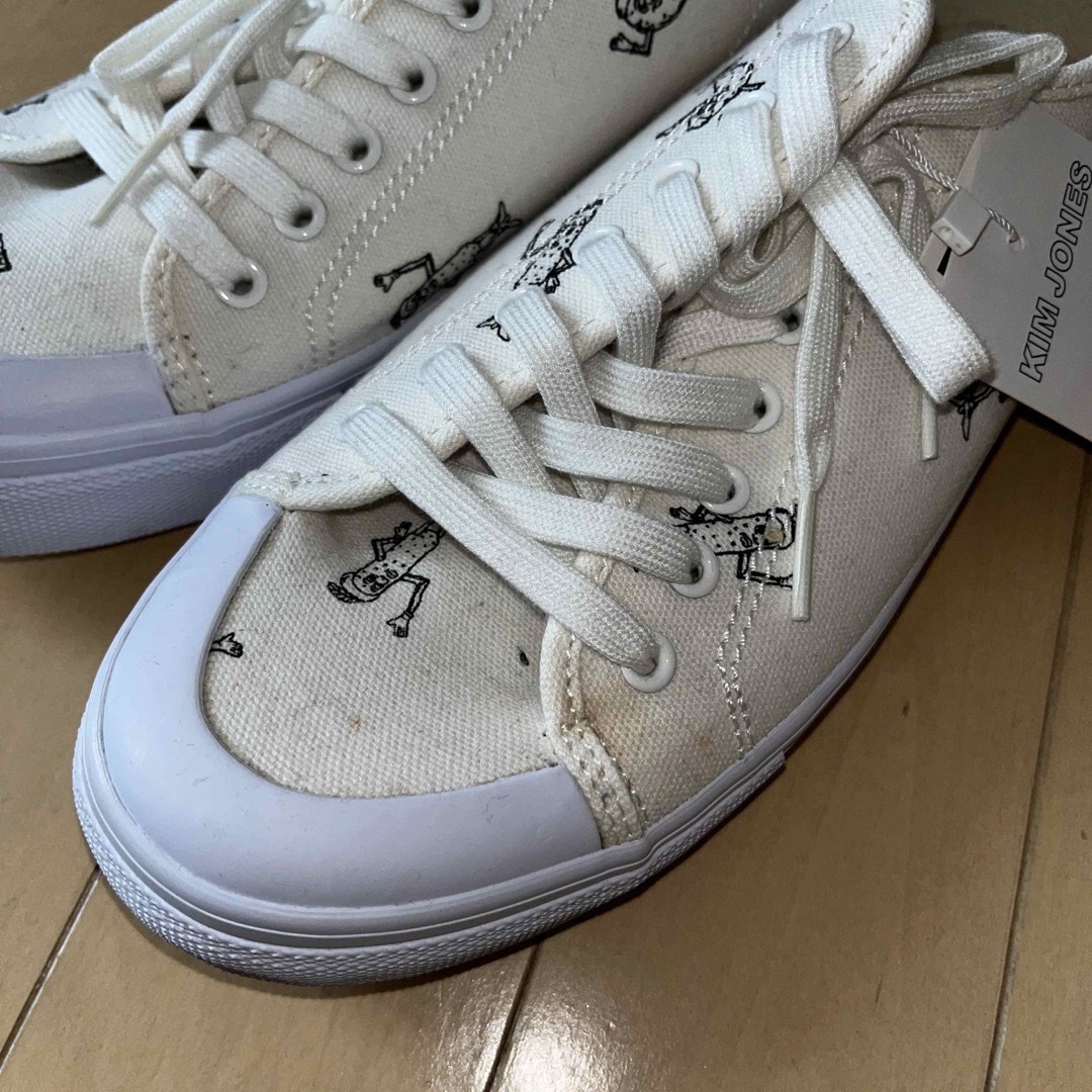 KIM JONES - Gu Kim Jones スニーカー 2018の通販 by lazy|キム KIM JONES - Gu Kim Jones スニーカー 2018の通販 by lazy|キム