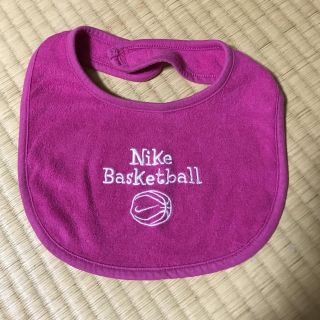 ナイキ(NIKE)のNIKE スタイ(ベビースタイ/よだれかけ)