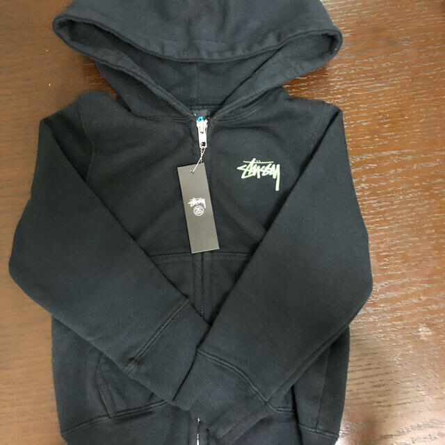 STUSSY(ステューシー)の新品 ステューシー 子供用パーカー キッズ/ベビー/マタニティのキッズ服男の子用(90cm~)(ジャケット/上着)の商品写真