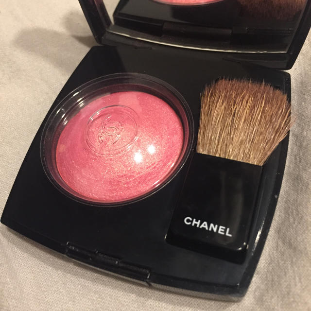 CHANEL(シャネル)のCHANEL チーク 170ローズグラシエ コスメ/美容のベースメイク/化粧品(チーク)の商品写真