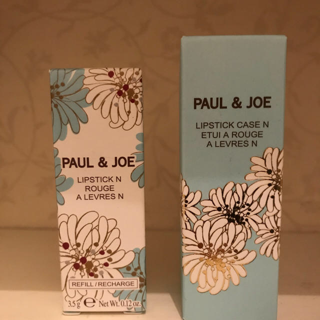 PAUL & JOE(ポールアンドジョー)のももかん様 専用 ポール&ジョー リップケースとレフィル  4点セット コスメ/美容のベースメイク/化粧品(口紅)の商品写真