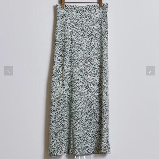 BEAUTY&YOUTH UNITED ARROWS(ビューティアンドユースユナイテッドアローズ)の新品 BEAUTY&YOUTH フラワープリントマキシスカート レディースのスカート(ロングスカート)の商品写真