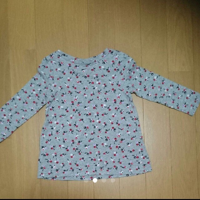 babyGAP(ベビーギャップ)のbaby gap 女の子用 ロンT 18～24 キッズ/ベビー/マタニティのキッズ服女の子用(90cm~)(Tシャツ/カットソー)の商品写真