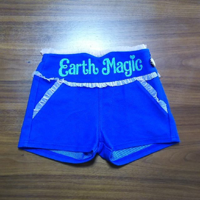 EARTHMAGIC(アースマジック)のEARTHMAGIC/ｱｰｽﾏｼﾞｯｸ ショートパンツ120 キッズ/ベビー/マタニティのキッズ服女の子用(90cm~)(パンツ/スパッツ)の商品写真